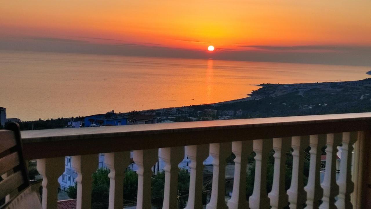 Spartila Apartments Dhermi Luaran gambar