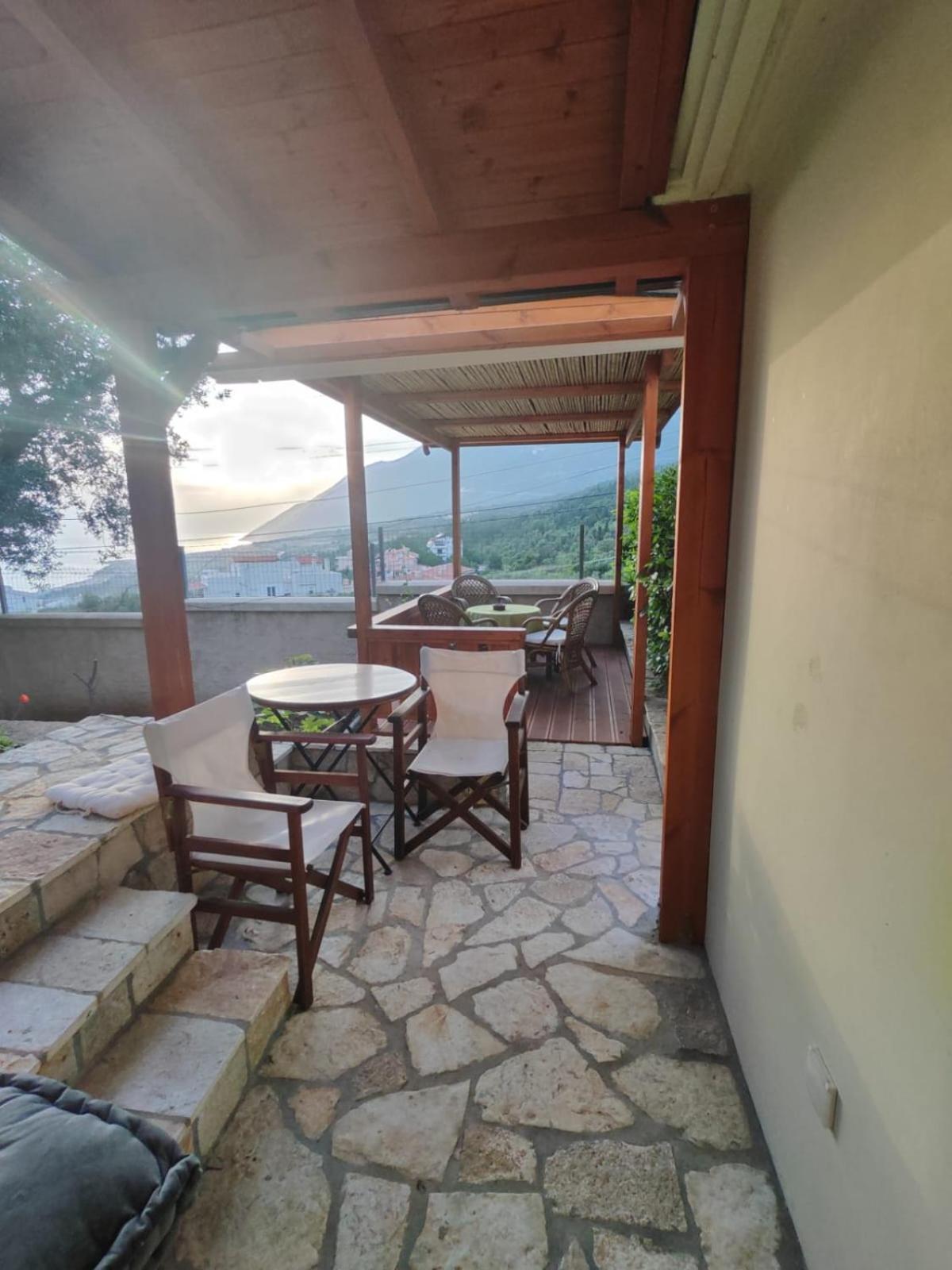 Spartila Apartments Dhermi Luaran gambar