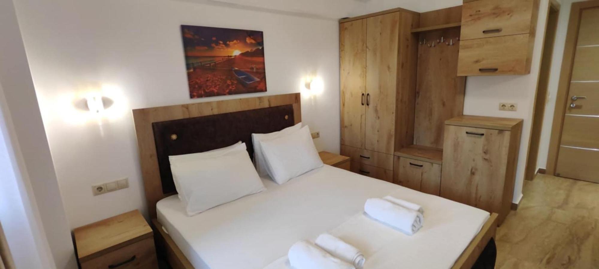 Spartila Apartments Dhermi Bilik gambar