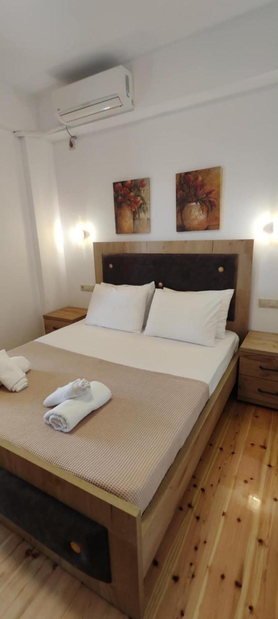 Spartila Apartments Dhermi Bilik gambar