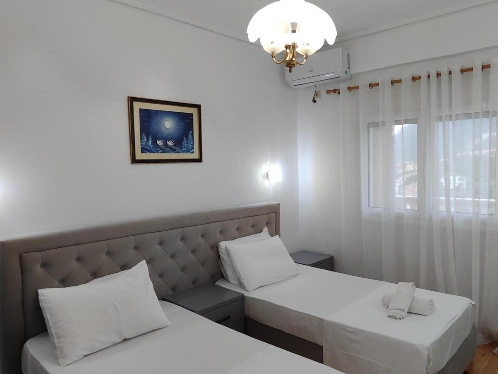 Spartila Apartments Dhermi Luaran gambar